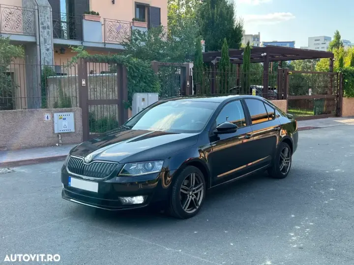 Škoda Octavia III 2.0 TDI ELEGANCE DSG