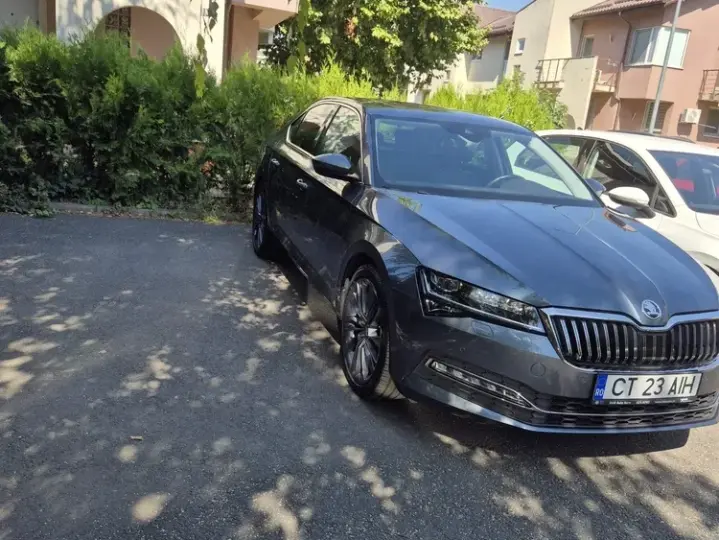 Škoda Superb III