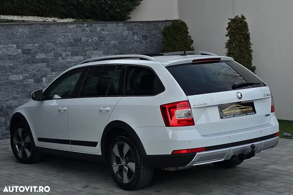 Škoda Octavia 2.0 TDI 4x4 DSG Scout — imagine 4