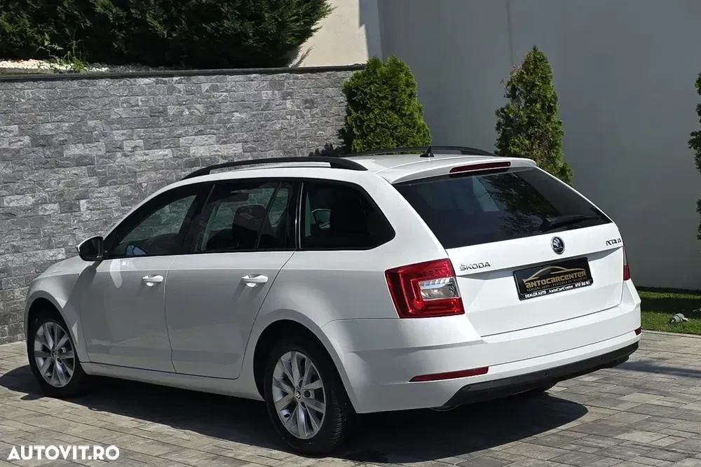 Škoda Octavia 2.0 TDI Ambition — imagine 3