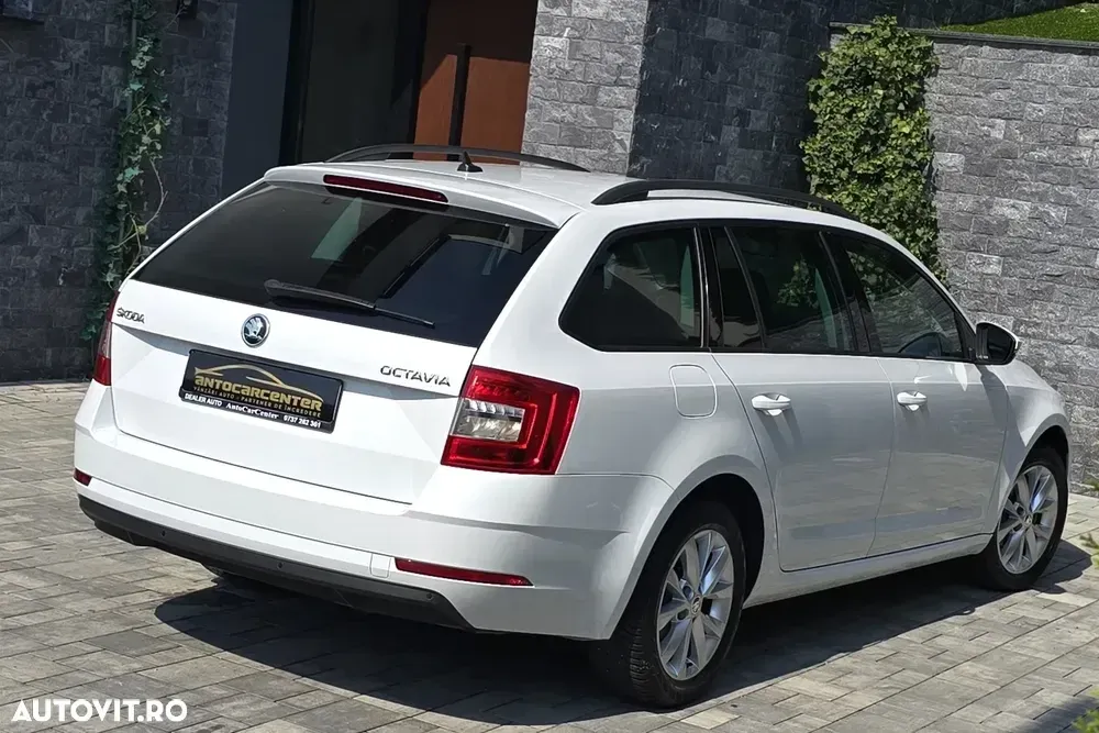 Škoda Octavia 2.0 TDI Ambition — imagine 4
