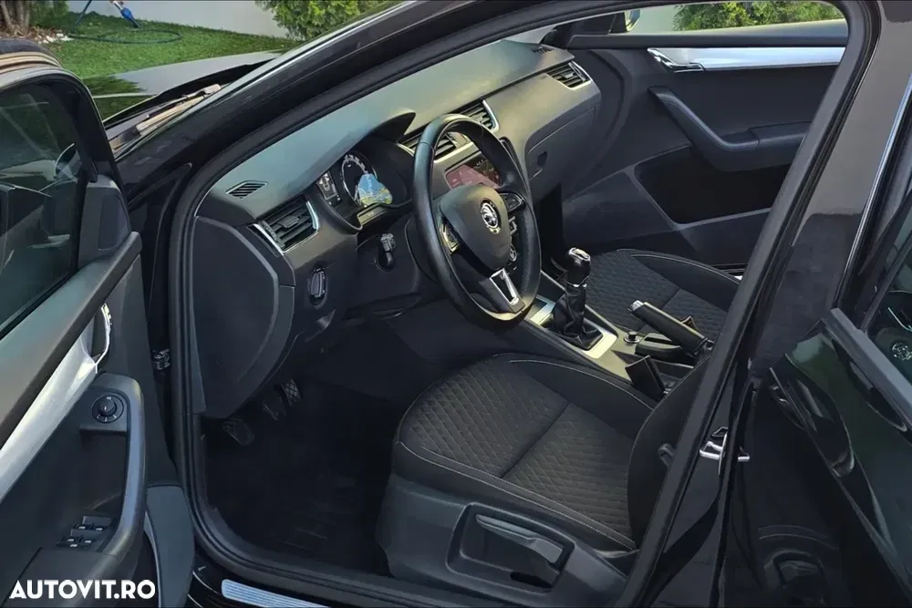 Škoda Octavia 2.0 TDI Drive — imagine 6