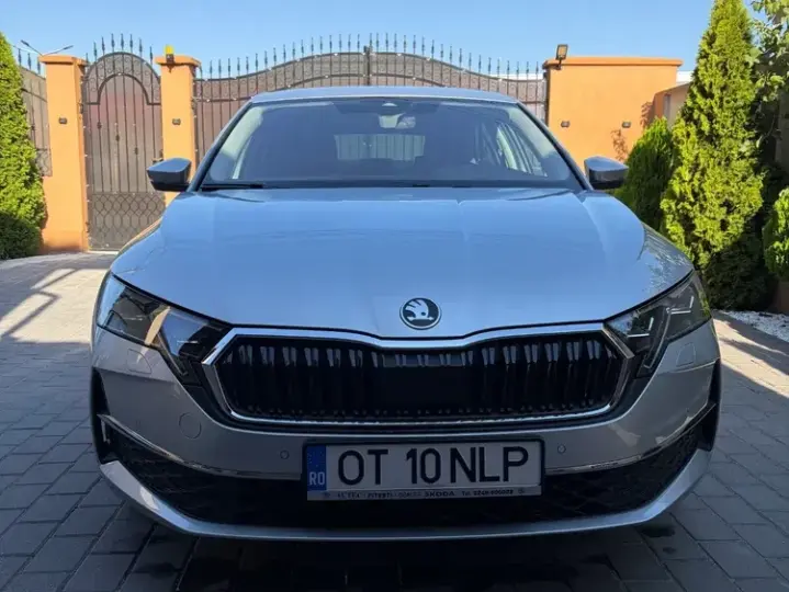 Škoda Octavia IV 2.0 TDI DSG Selection Plus