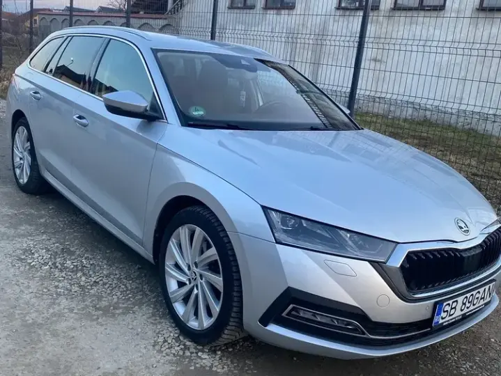 Škoda Octavia IV 1.4 TSI DSG Style