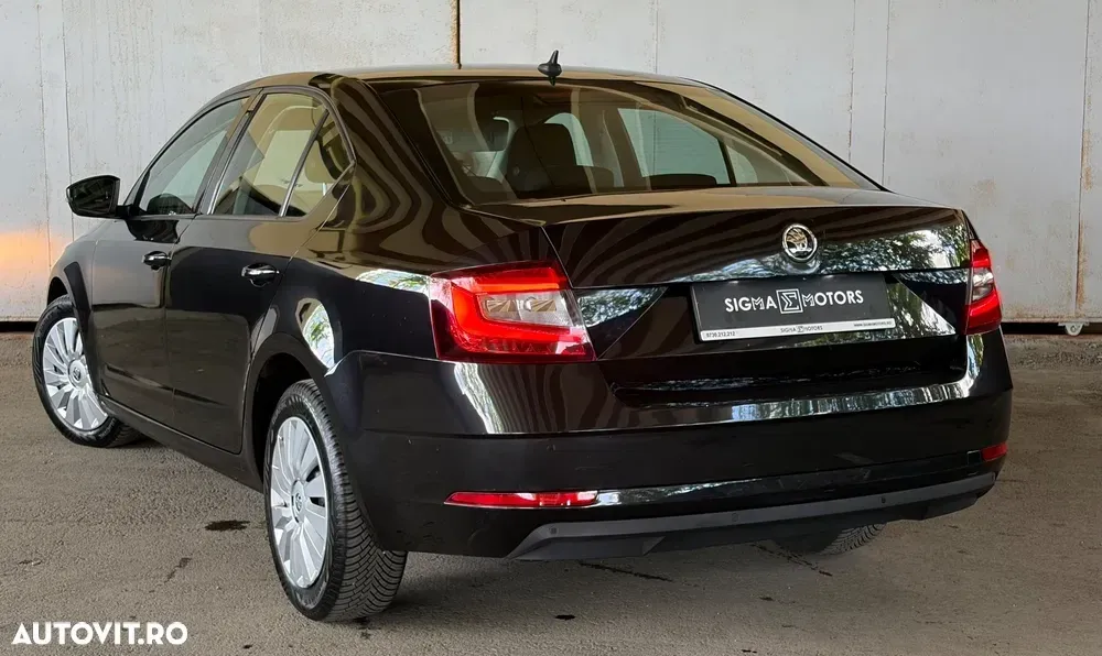 Škoda Octavia III 1.6 TDI DSG Ambition — imagine 3