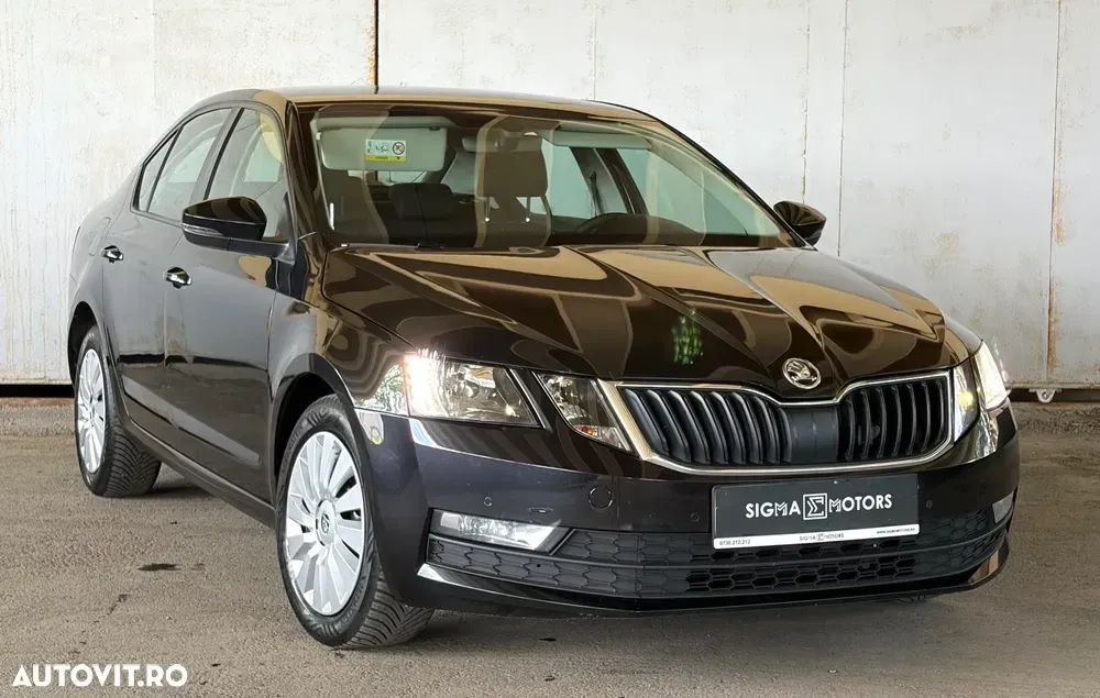 Škoda Octavia III 1.6 TDI DSG Ambition — imagine 2