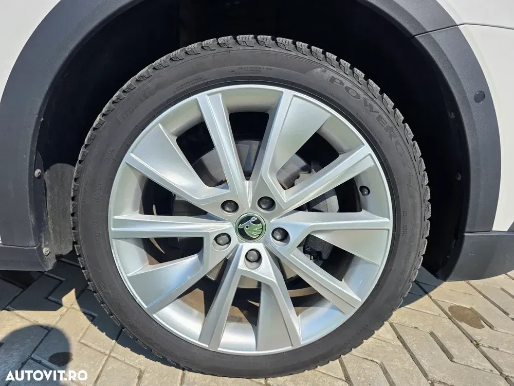Škoda Octavia IV 2.0 TDI DSG 4X4 Scout — imagine 5