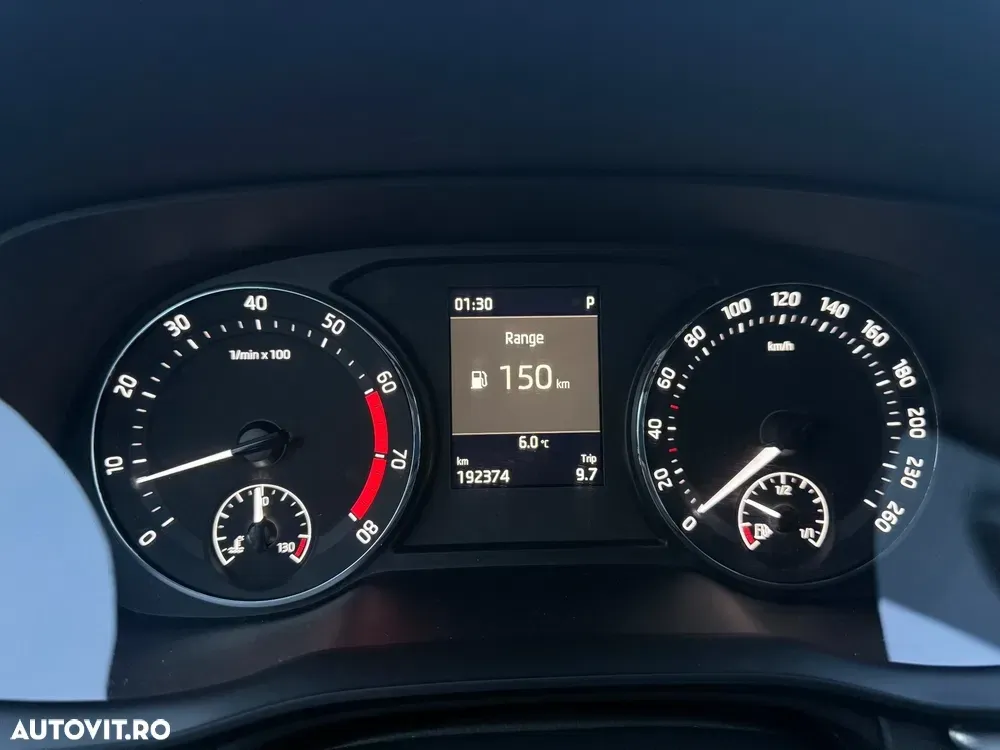 Škoda Octavia IV 1.5 TSI DSG MHEV Ambition — imagine 4