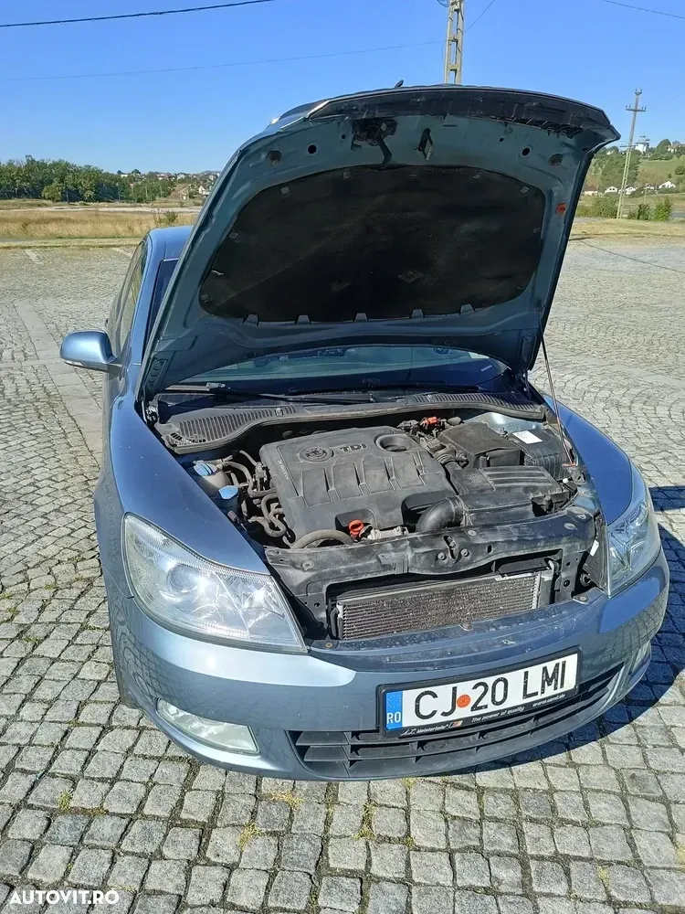 Škoda Octavia 1.6 TDI Ambiente — imagine 3
