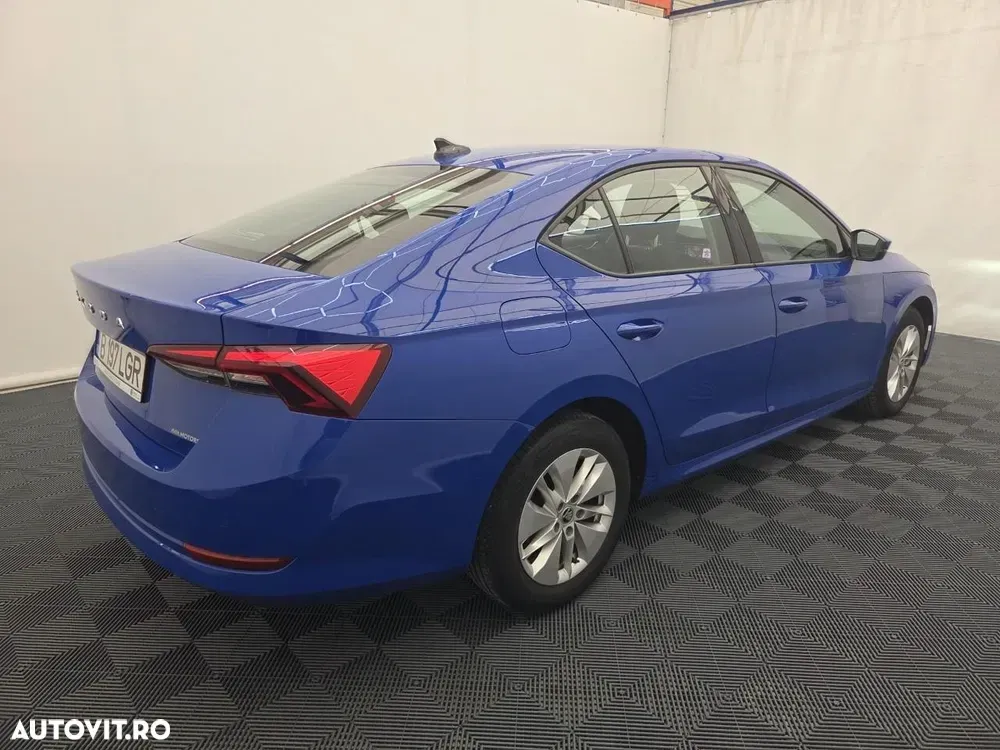 Škoda Octavia IV 2.0 TDI DSG Ambition — imagine 4