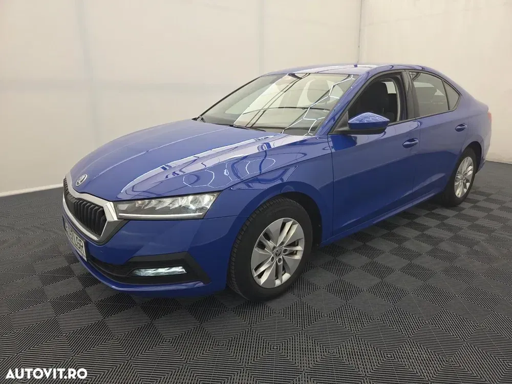 Škoda Octavia IV 2.0 TDI DSG Ambition — imagine 2