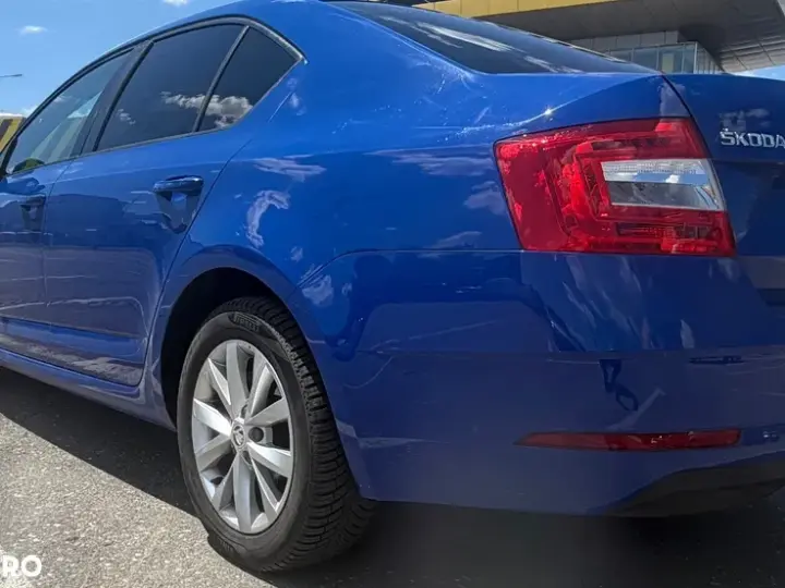 Škoda Octavia III 1.6 TDI DSG Style