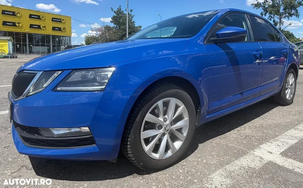 Škoda Octavia III 1.6 TDI DSG Style — imagine 5