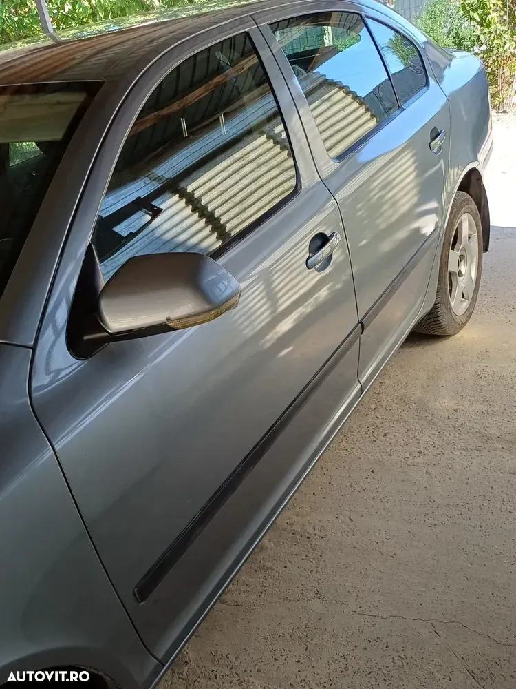 Škoda Octavia II — imagine 3