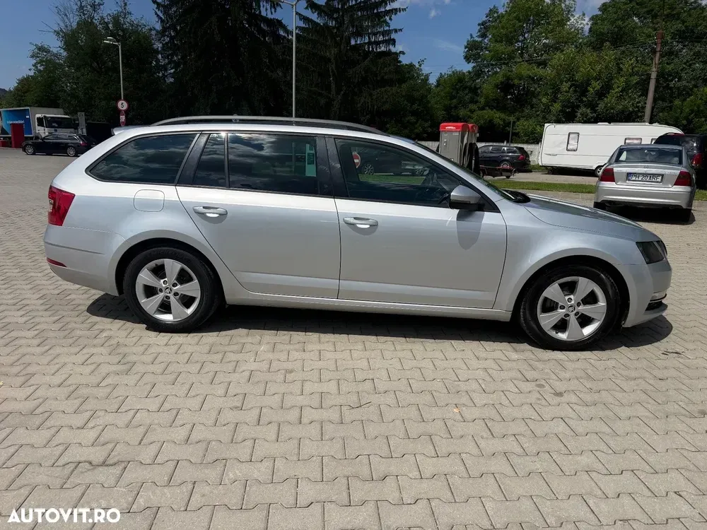 Škoda Octavia III 2.0 TDI Premium Edition — imagine 5