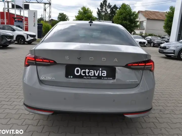 Škoda Octavia IV