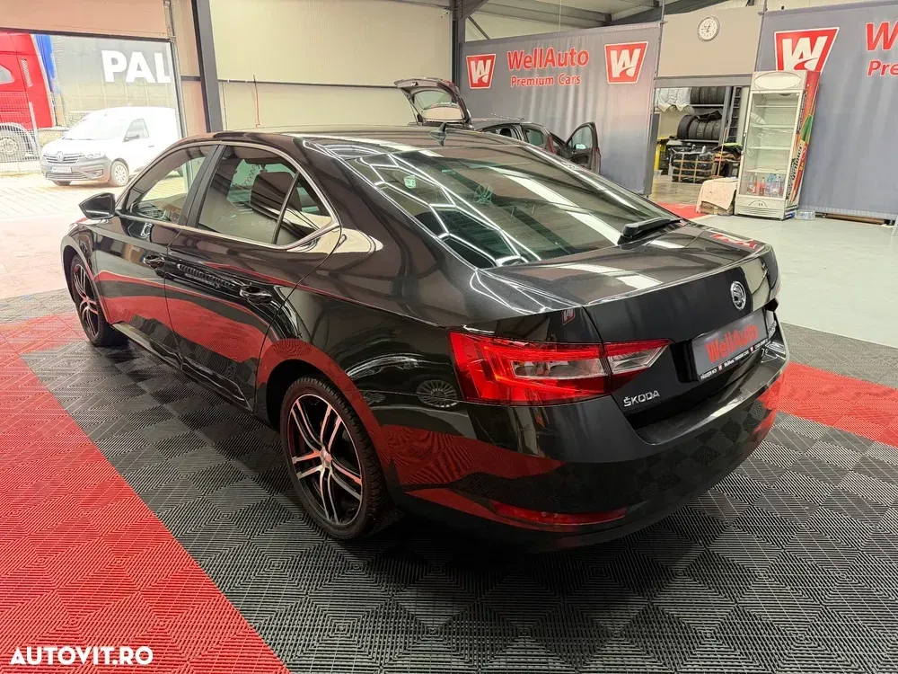 Škoda Superb III 2.0 TDI DSG Style — imagine 6