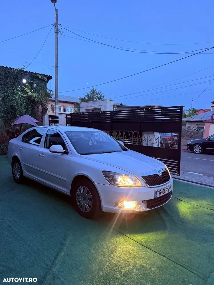 Škoda Octavia II — imagine 3