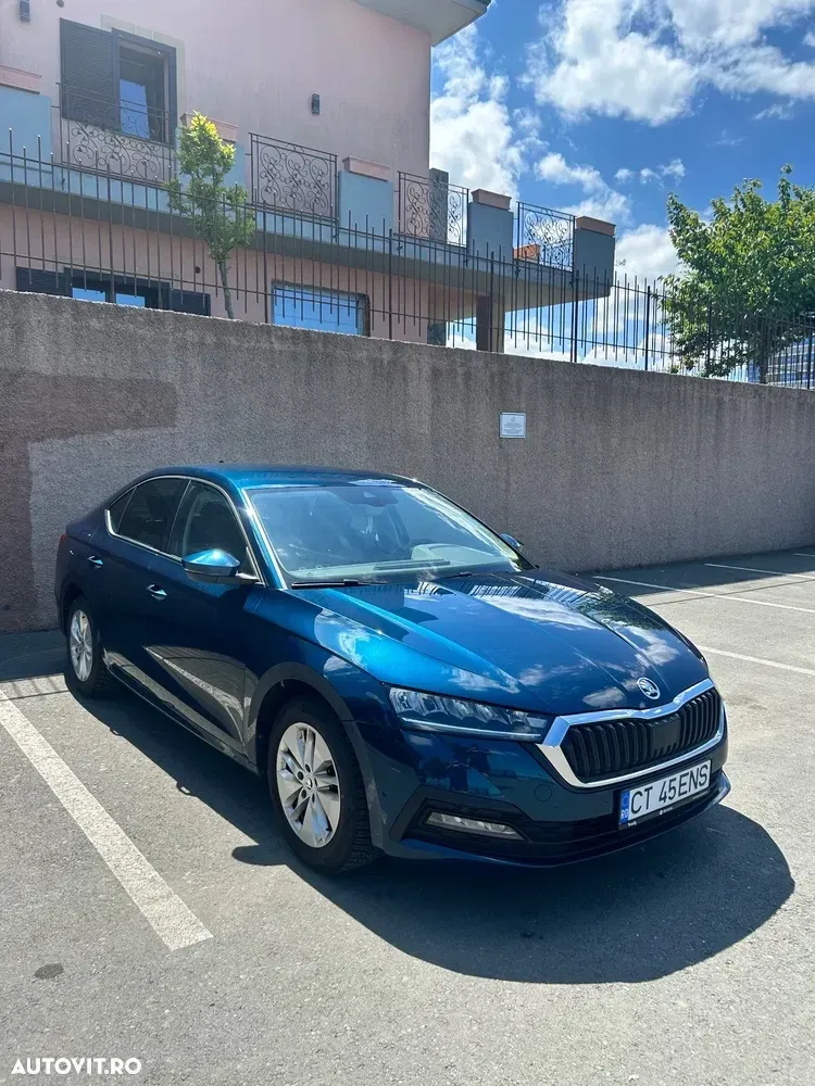 Škoda Octavia IV 1.5 TSI DSG Mild Hybrid Ambition — imagine 2