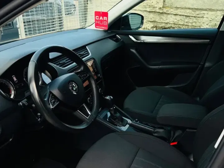 Škoda Octavia IV 1.6 TDI DSG Style