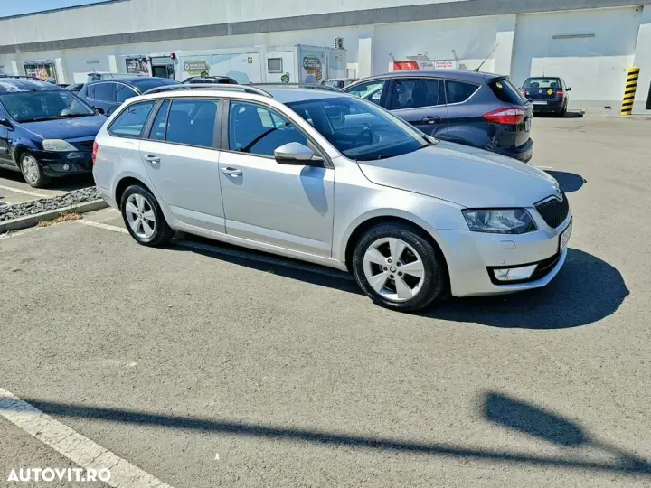 Škoda Octavia III 2.0 TDI ELEGANCE DSG