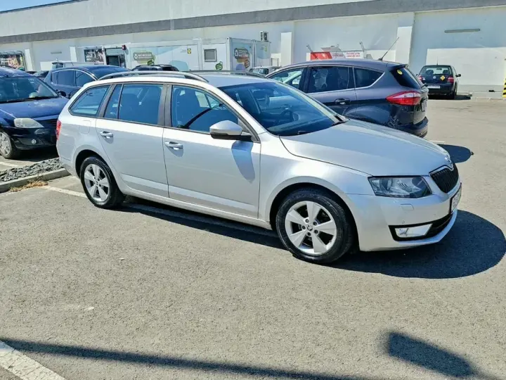 Škoda Octavia III 2.0 TDI ELEGANCE DSG