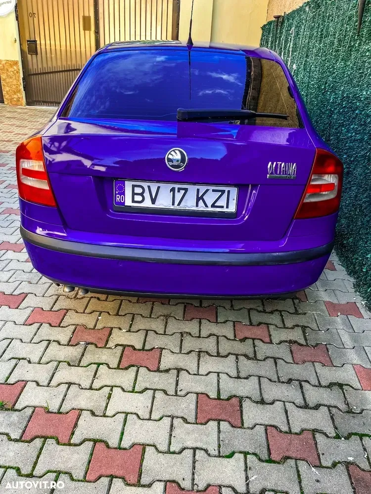 Škoda Octavia II 2.0 TDI Business — imagine 4