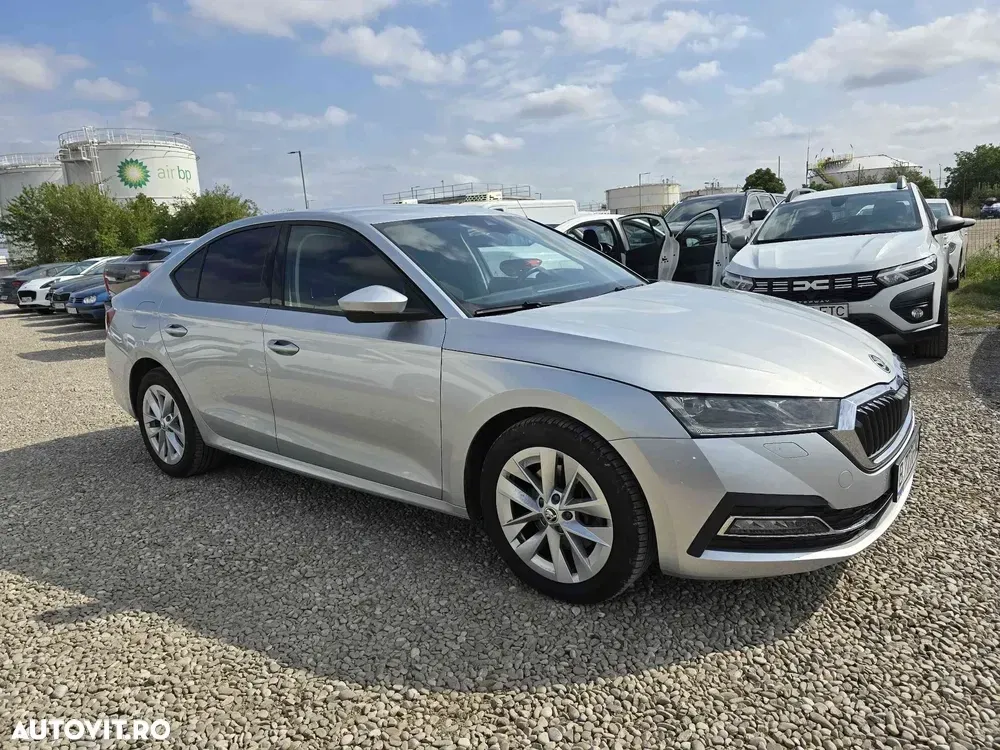 Škoda Octavia — imagine 2