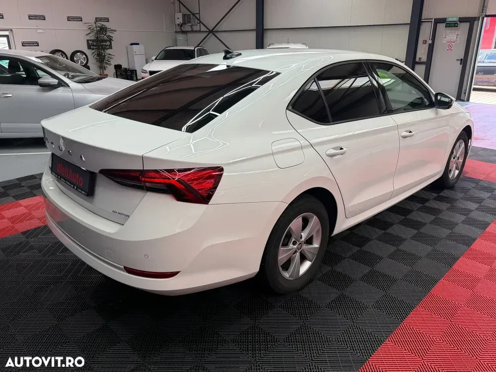 Škoda Octavia IV 2.0 TDI Ambition — imagine 4