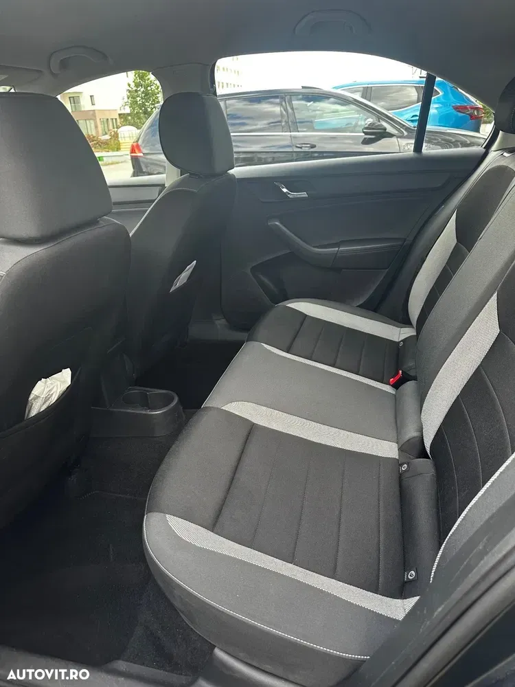Škoda Rapid 1.4 TDI DSG Ambition — imagine 6