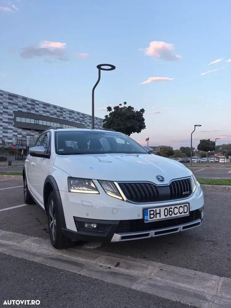 Škoda Octavia 2.0 TDI DSG 4X4 Scout — imagine 6