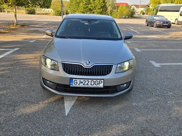 Škoda Octavia III 2.0 TDI STYLE DSG