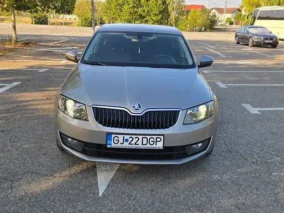 Škoda Octavia III 2.0 TDI STYLE DSG