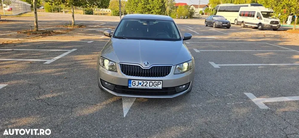 Škoda Octavia III 2.0 TDI STYLE DSG — imagine 5