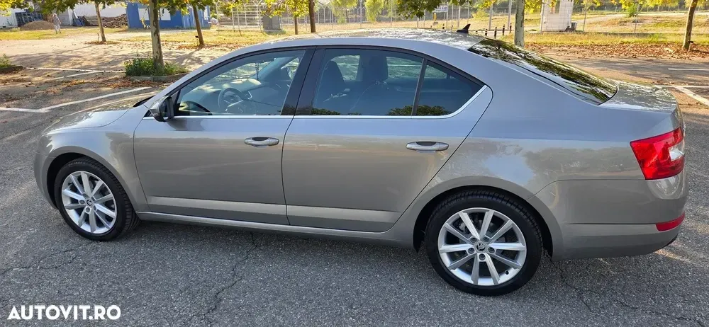 Škoda Octavia III 2.0 TDI STYLE DSG — imagine 2