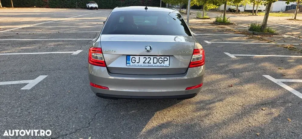 Škoda Octavia III 2.0 TDI STYLE DSG — imagine 6