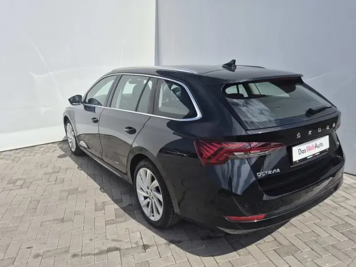 Škoda Octavia IV 1.4 TSI DSG Style