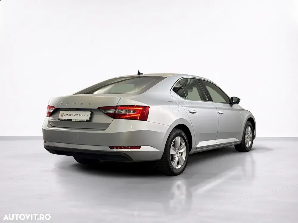 Škoda Superb 1.5 TSI ACT DSG Ambition — imagine 5