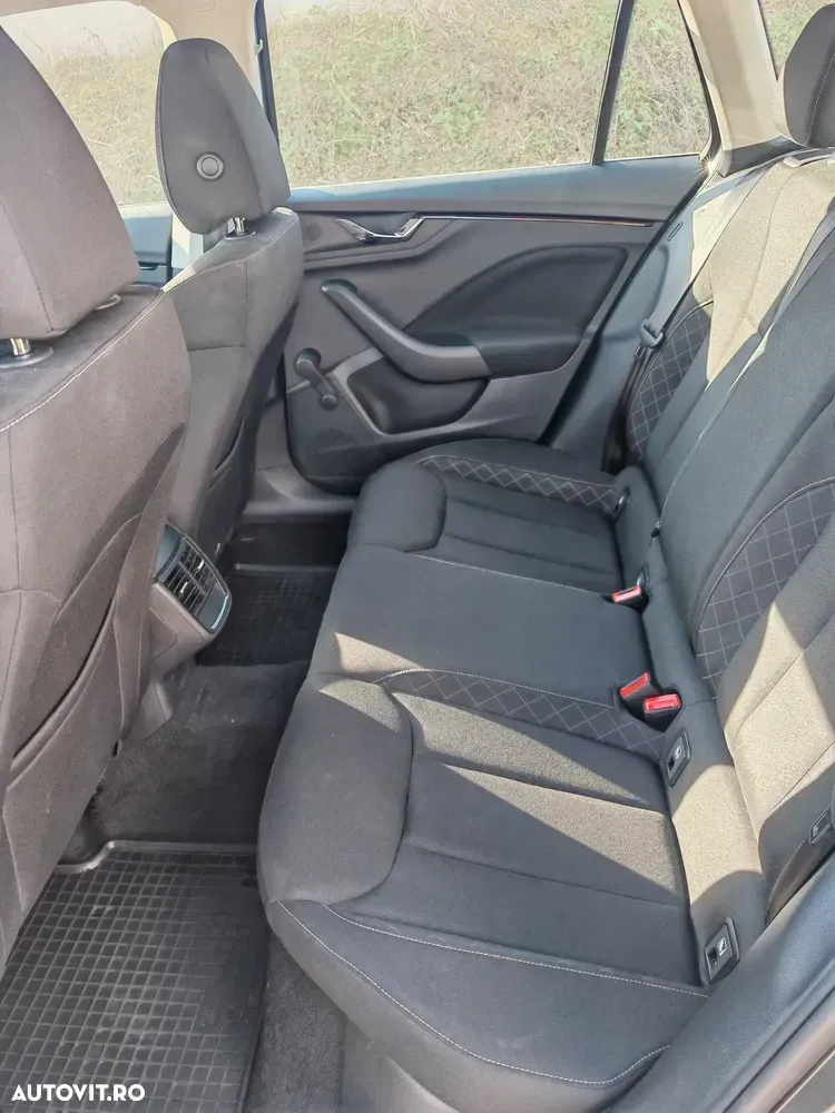 Škoda Kamiq 1.5 TSI Ambition — imagine 6