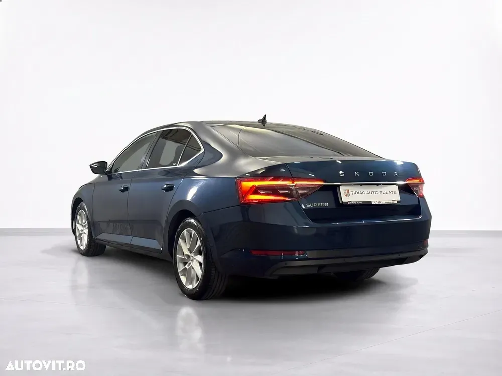 Škoda Superb — imagine 3