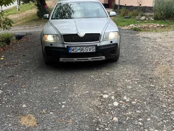 Škoda Octavia 2.0 TDI DPF Ambient 4x4
