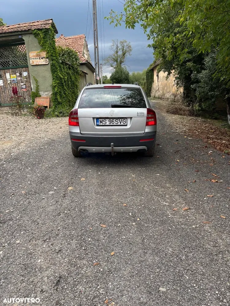 Škoda Octavia 2.0 TDI DPF Ambient 4x4 — imagine 4