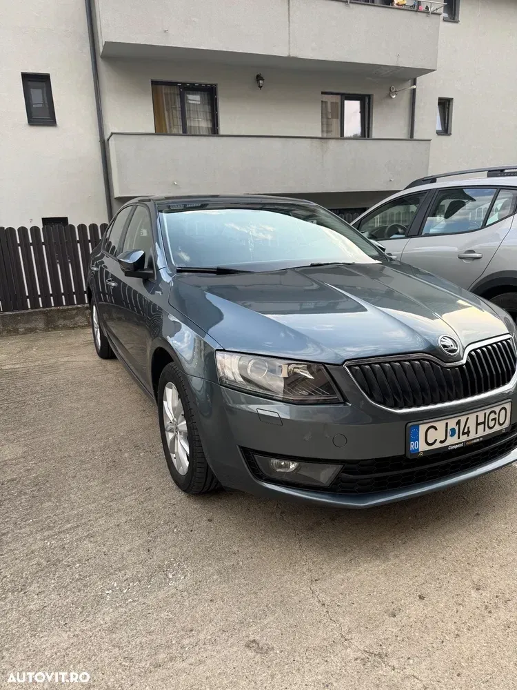 Škoda Octavia III 2.0 TDI DSG Style — imagine 4
