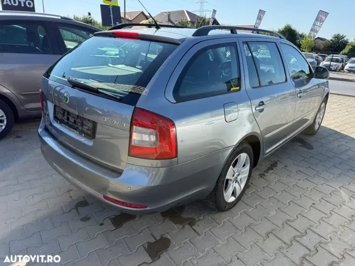 Škoda Octavia II 1.6 TDI AMBITION