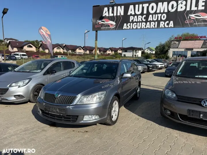 Škoda Octavia II 1.6 TDI AMBITION