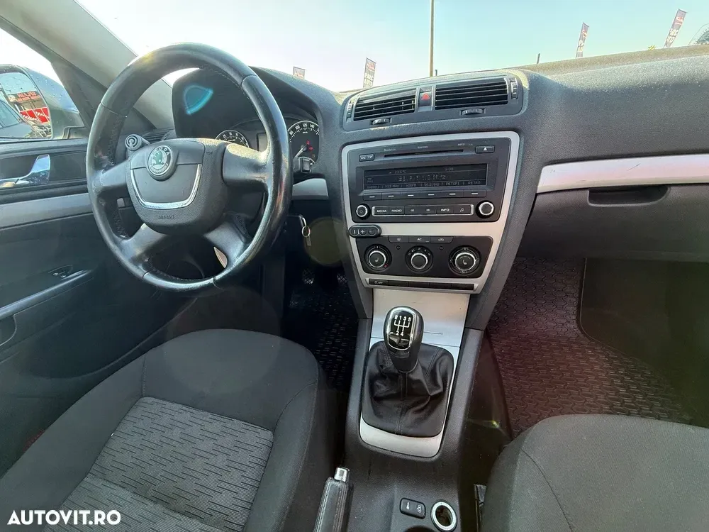 Škoda Octavia II 1.6 TDI AMBITION — imagine 5