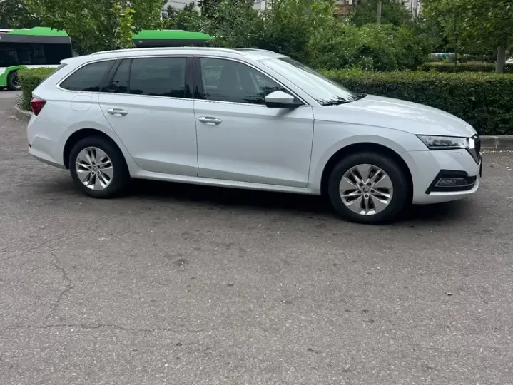 Škoda Octavia IV