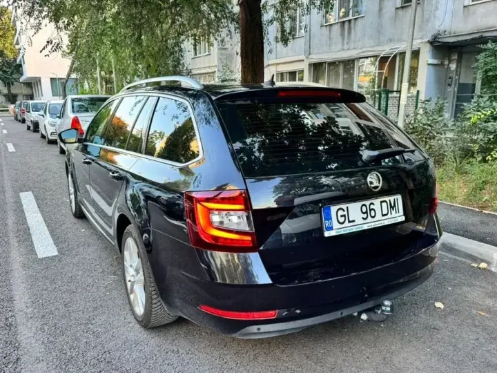 Škoda Octavia III 1.6 TDI DSG Style