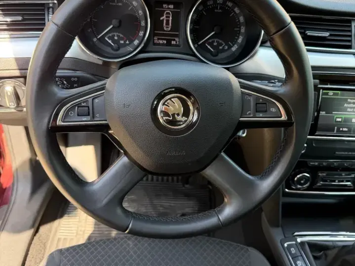Škoda Superb II 2.0 TDI Elegance