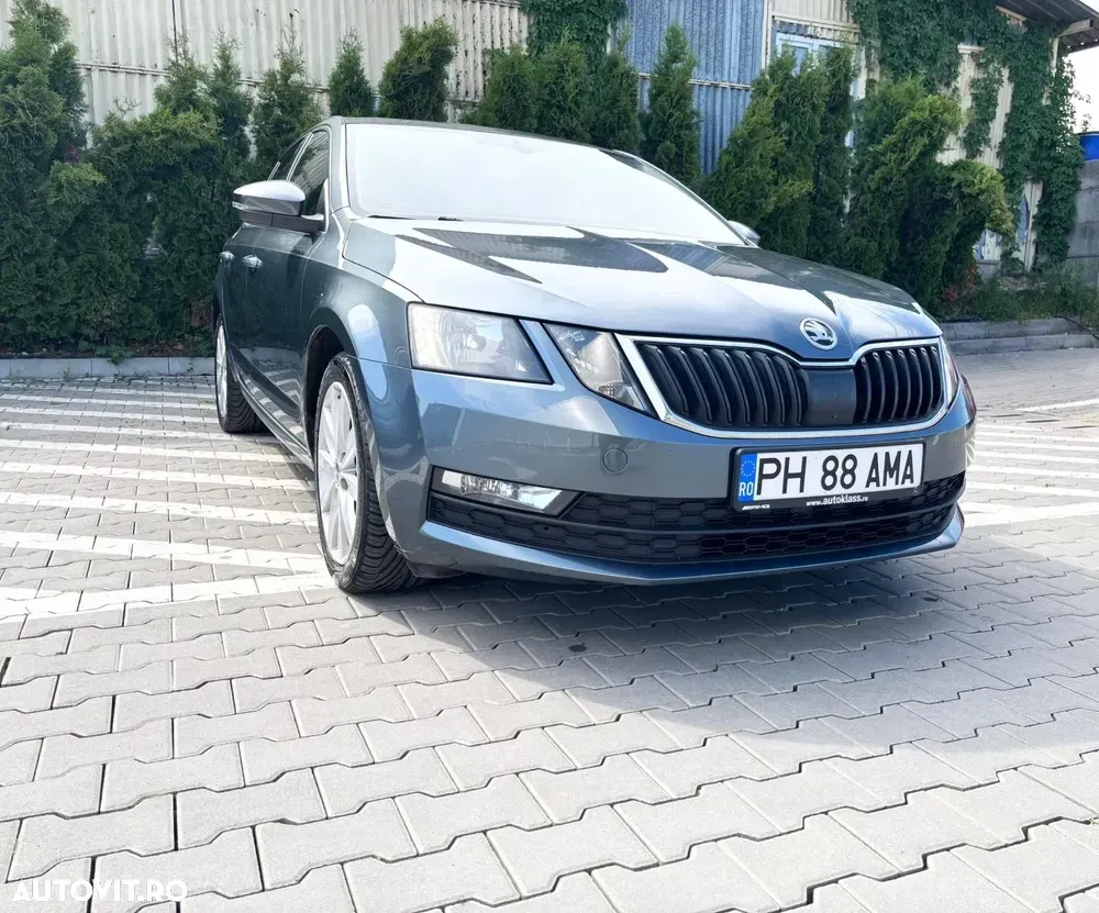 Škoda Octavia IV 1.0 TSI Style — imagine 2